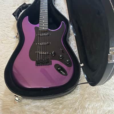 Metallic Purple Stratocaster - Custom Built - Black Hardware - Seymour Duncan Pickups - Blender Mod image 2