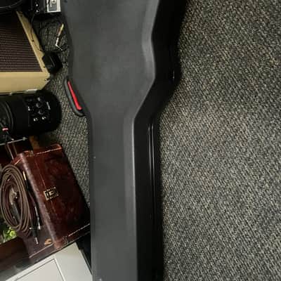 Gator TSA flight case for right handed Les paul New - Black image 7