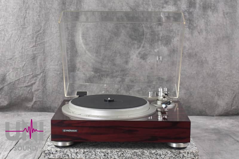 PIONEER PL-50L Direct Drive Turntable in Very Good Condition. image 1