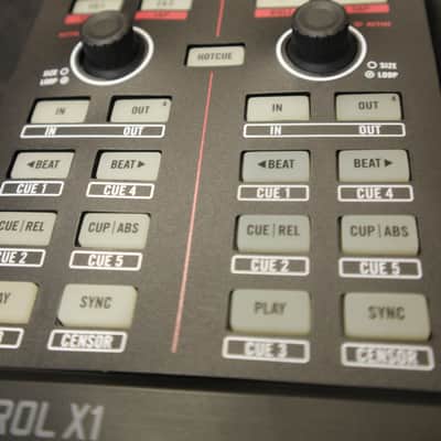 Native Instruments Traktor Kontrol X1 2010s - Black image 8