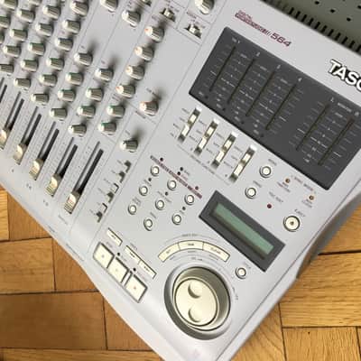 TASCAM 564 Portastudio 4-Track Mini Disk Recorder 1990s - Gray image 2