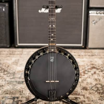 Deering Boston 5-String Banjo - Natural Blond Curly Maple with Hardshell Case image 4