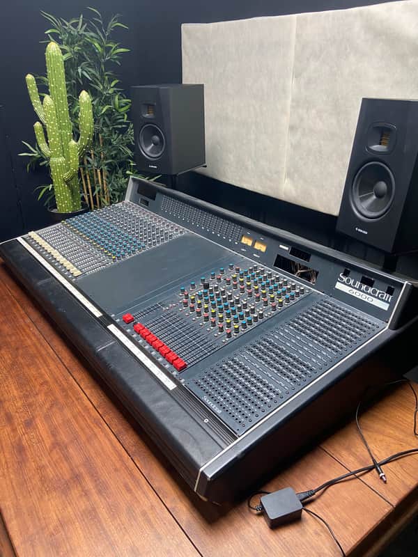 Soundcraft 6000 series - 1990 - Black image 1