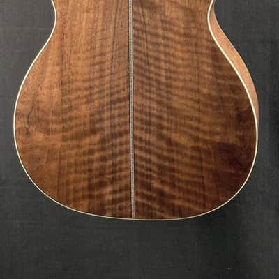 Martin Custom Shop 000 in Figured Black Walnut with Italian Alpine Spruce Top image 4