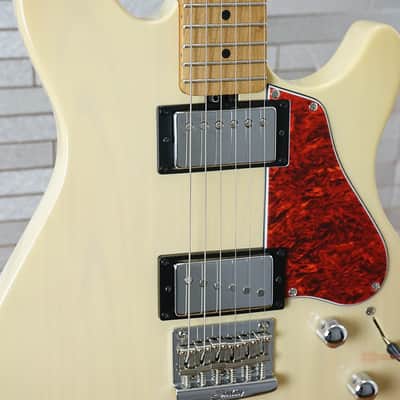 Sterling JV60-TBM James Valentine Signature - Transparent Buttermilk image 4