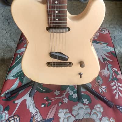 Slick SL50 2020-23 - Butter White image 2