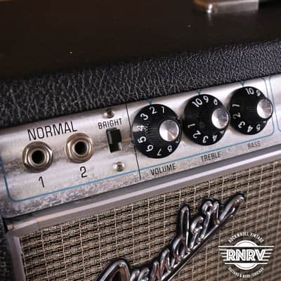 1968 Fender Vibrolux Reverb "Drip Edge" 2-Channel 35-Watt 2x10" Guitar Combo Silverface image 3