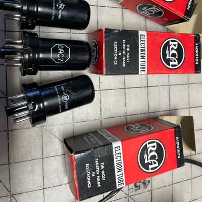 Set of 3 Vintage Hewlett Packard 6AC7 tubes image 1