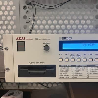 Akai S900 image 3