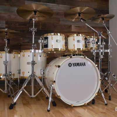 YAMAHA PHOENIX PHX 6 PIECE DRUM KIT, POLAR WHITE WITH GOLD FITTINGS image 5