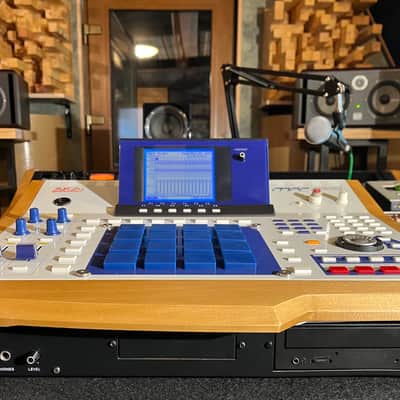 🔥🔥AKAI MPC 4000 WHITE 1st EDITION 2001 SAMPLER 🔥 Woodsides combo to 60 3000 2000 2500 s950 2000xl z4 z8 live X / XL🔥🔥