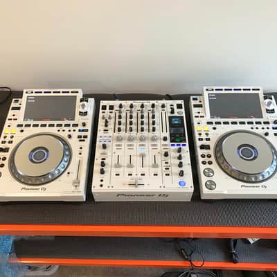 CDJ-3000-W DJ Multi-Player + DJM-900NXS2-W (Limited Edition White - DJ Equipment) image 2