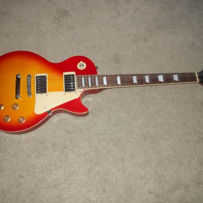 Photogenic Les Paul Cherry Sunburst Setneck image 2
