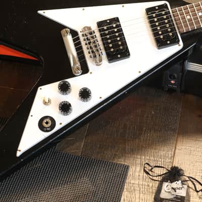 Unplayed! 2022 Gibson Custom Shop Artist Kirk Hammett 1979 Flying V Electric Guitar Murphy Aged Ebony + COA OHSC image 6