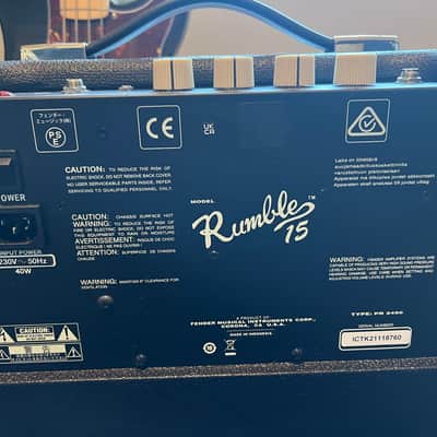 Fender Rumble 15 V3 15-Watt 1x8" Bass Combo 2015 - Present - Black image 3