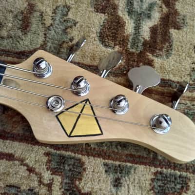 Customized Microtonal Glarry P Bass inspired by Angine De Poitrine image 8