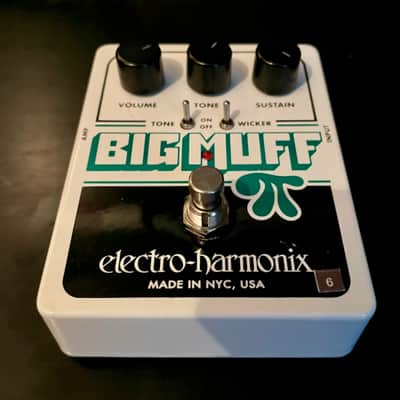 Electro-Harmonix Big Muff Pi with Tone Wicker Distortion / Sustainer image 3