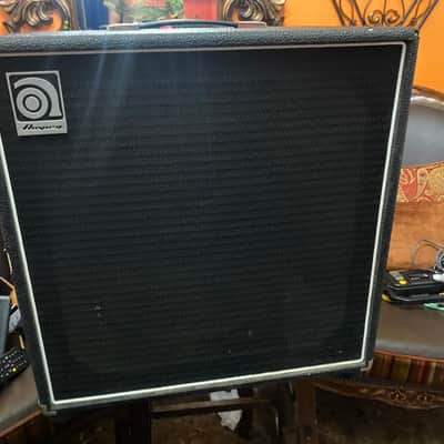Ampeg BA-115HP 220-Watt 1x15" Bass Combo 2007 - 2013 - Black image 2