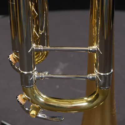 Yamaha YTR-8335IIG Xeno Professional Bb Trumpet image 8