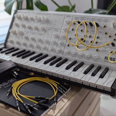 Korg MS-20 Mini Limited Edition Semi-Modular Analog Synthesizer 2013 - Present - White image 1