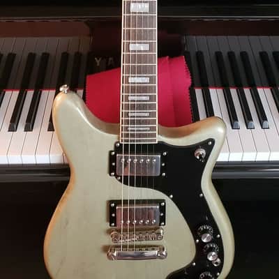EPIPHONE CUSTOMSHOP  Wilshire LIMITED EDITION  2012/14 Silver/green image 3