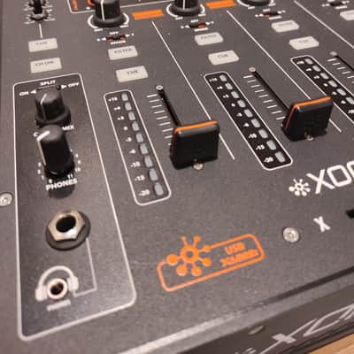 Allen & Heath XONE:43 4+1 Channel DJ (Scratch) Mixer - Black image 2