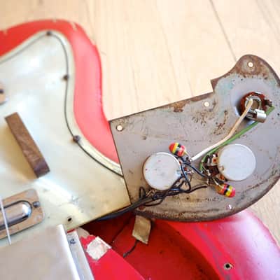 1965 Danelectro Coral Deluxe Vintage Electric Bass Guitar Fiesta Red Full Scale image 19