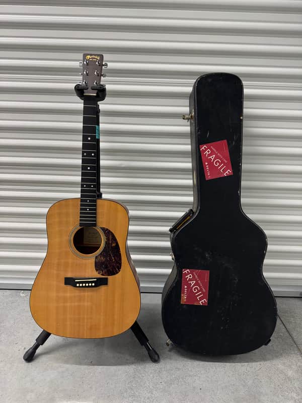 Martin D-16GT 1999 - 2018 - Natural image 1