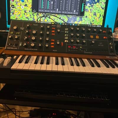 Behringer PRO-800 8-Voice Polyphonic Synthesizer | Reverb