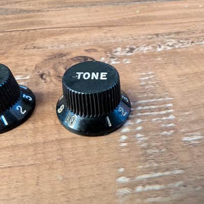 Fender Stratocaster Control Knob Set Of 3 Volume Tone/Tone Original Vintage 1970s Black image 5