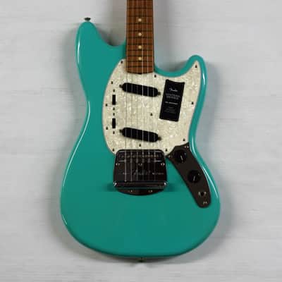 Fender Vintera '60s Mustang | Reverb