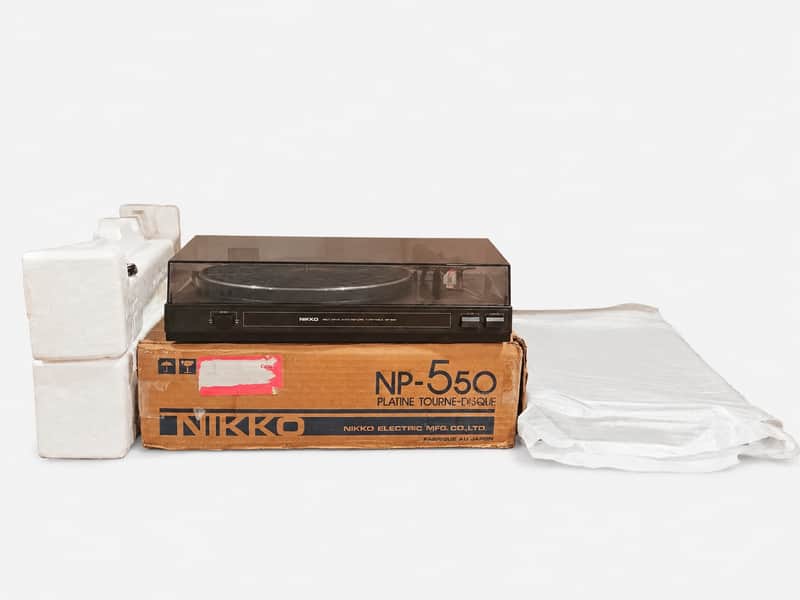 Vintage 1980s Nikko NP-550 Auto-Return Belt Drive Turntable Complete w original Box + Stylus