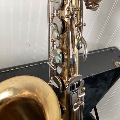 Selmer Baritone Saxophone image 13