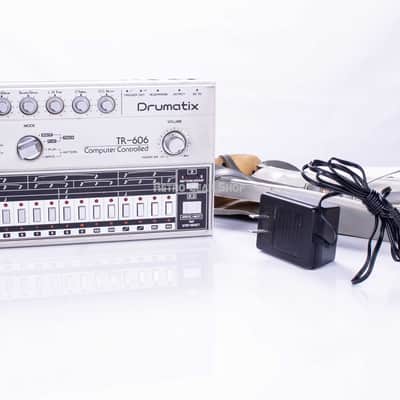 Roland TR-606 Drumatix Vintage Analog Drum Machine as-is parts/repairs TR606 w/ carry case