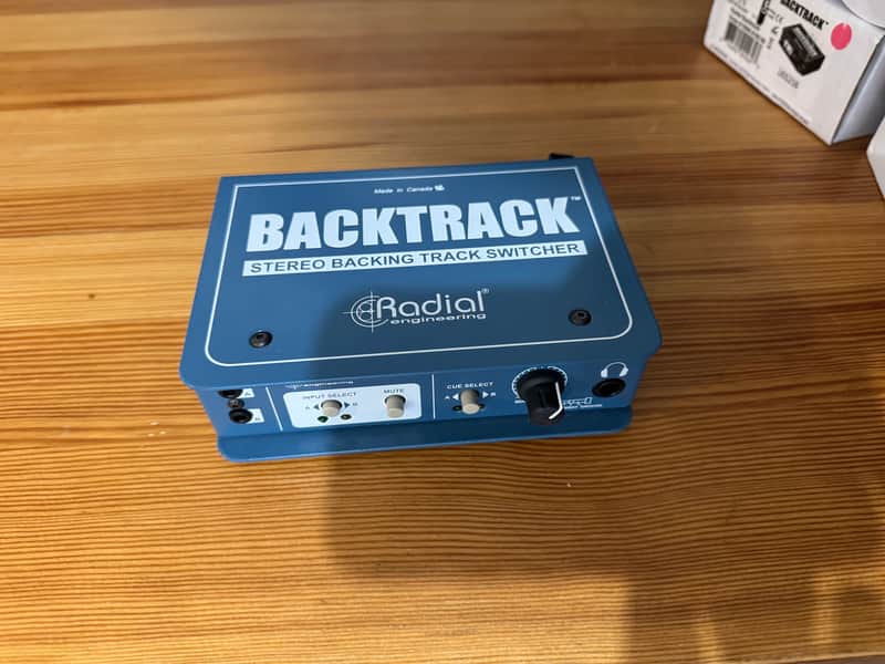 Radial Backtrack Stereo Audio Switcher 2010s - Blue image 1