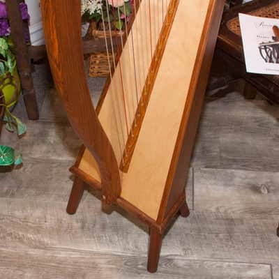 Roosebeck HMNA5CSP Chelby Levers 29-String Minstrel Harp 5 Panel w/Padestal, Tuning Tool & String Set image 5