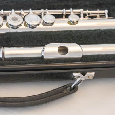 Yamaha YFL-281 Open-Hole Intermediate Flute *Made in Japan *Overhauled New Pads image 5