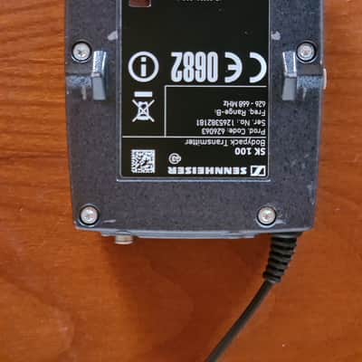 Sennheiser 🎤 Sennheiser SK 100 Bodypack Transmitter | Wireless | Black | 626–668 MHz image 3