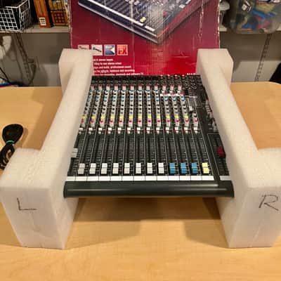 Allen & Heath ZED-16FX 16-Channel Mixer with Effects 2012 - Present - Black/Red image 8