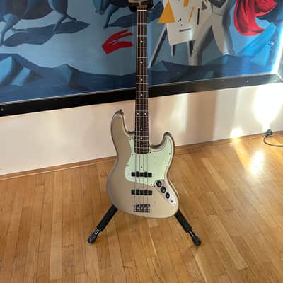 Fender Jazz Bass 64’ Custom Shop Limited Edition - Shoreline gold image 1
