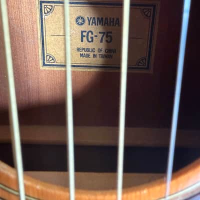 Yamaha FG-75 Folk Guitar 1974 - Natural image 4