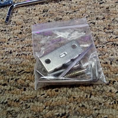 Ibanez EDGE III Tremolo System in Chrome with Hardware New Take Off zm image 18