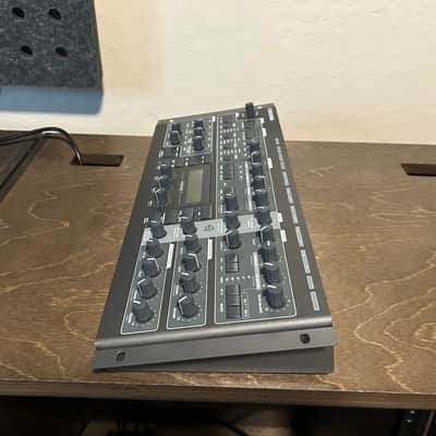 Access Virus TI2 Desktop Digital Synthesizer 2010s Black imagen 6