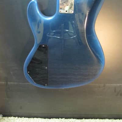 Fender Jazz Bass Plus 5 w/brass nut - Blue Pearl Burst image 6