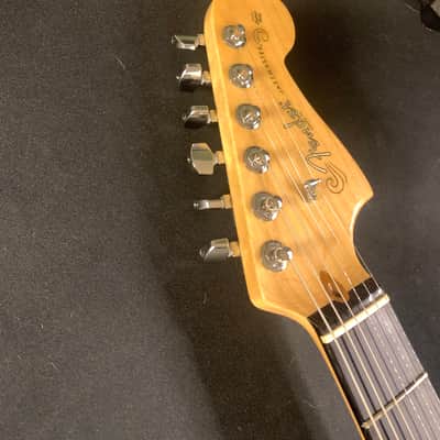 Fender Limited Edition American Professional Jazzmaster with Ebony Fretboard 2017 - Silverburst image 7