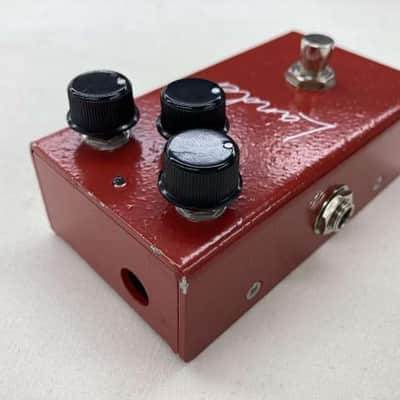 VIRTUES Lander Cult Limited ISS1 Fuzz Guitar Effects Pedal image 3