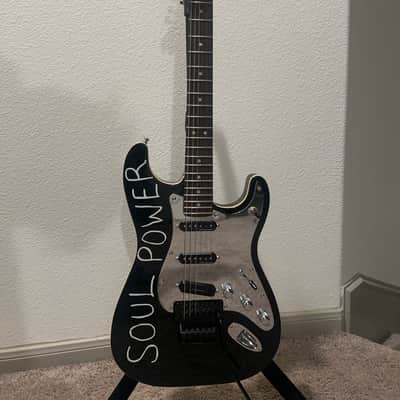 2021 Fender Tom Morello "Soul Power" Stratocaster image 2