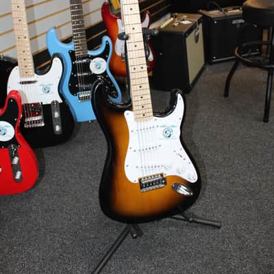Squier Sonic Stratocaster - 2-Color Sunburst image 3