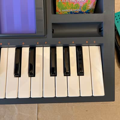 Yamaha PortaSound PSS-102 Electronic Keyboard 1991 rare with Card Reader System mini Synth Japan in box EC image 6