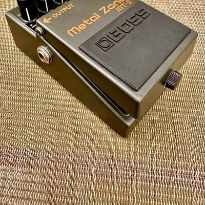 Boss MT-2 Metal Zone (Silver Label) 1991 - Present - Black image 2